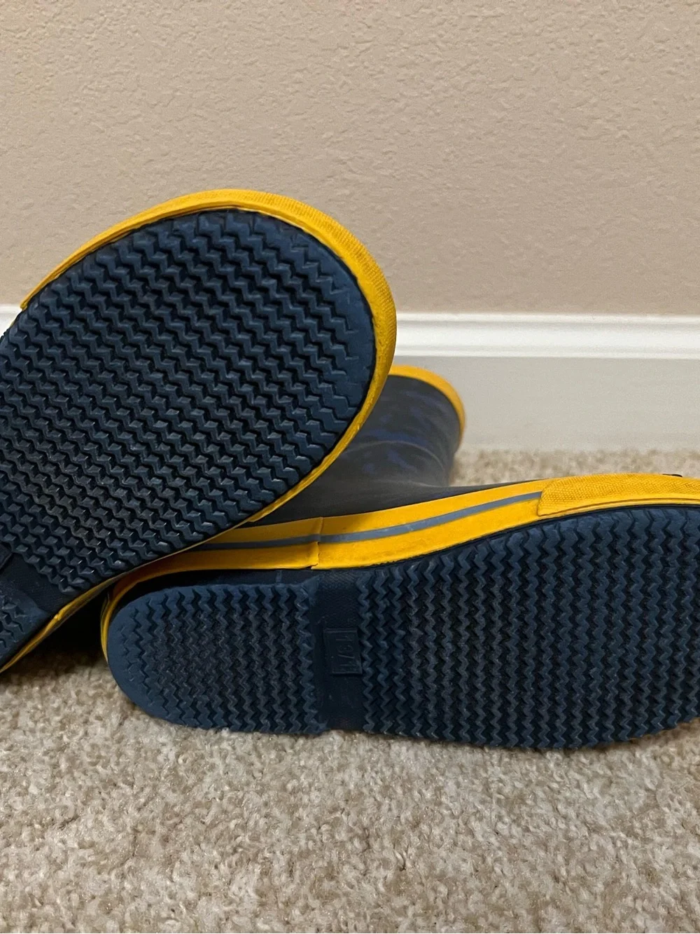 Western Chief Kids' Blue and Yellow Batman Rain Boots